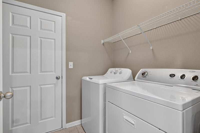 Laundry room with washer and dryer at 13685 Goodson Pl, Jacksonville, FL 32226