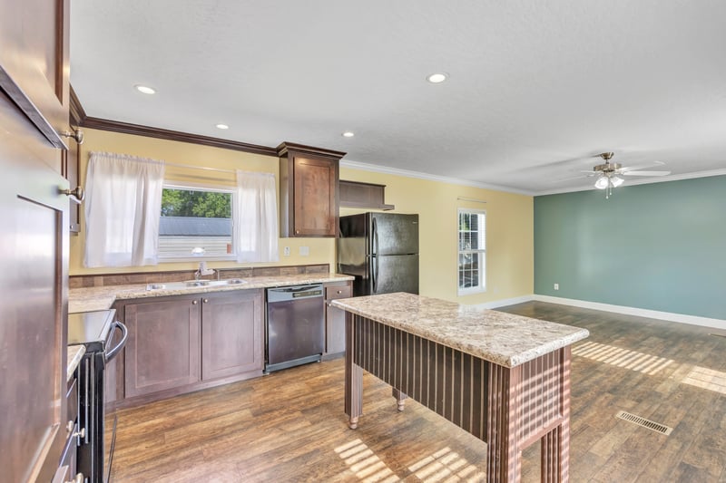 Photo 12 of 500 Chaffee Rd S #124, Jacksonville, FL 32221, photographed by Megapixeler