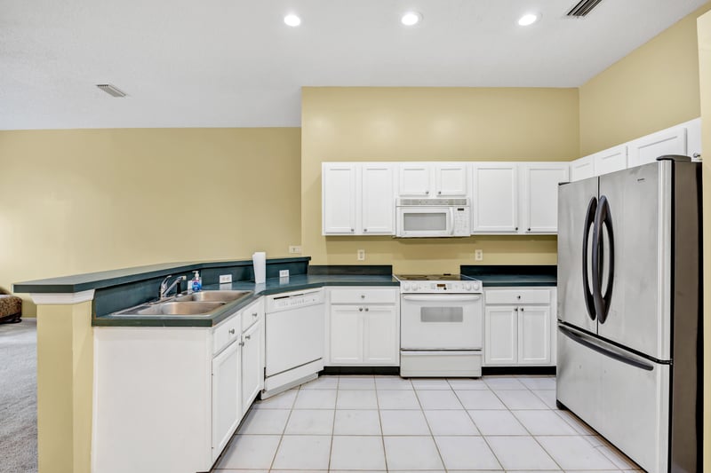 Photo 10 of 4565 Mainmast Ln, Jacksonville, FL 32277, photographed by Megapixeler