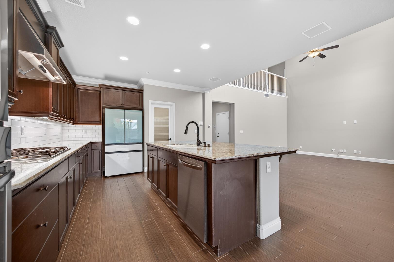 4379 Heritage Ave, photo 25