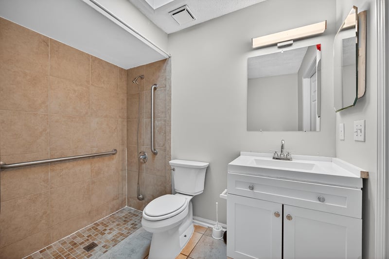 Photo 20 of 4294 Tanglewilde Dr S, Jacksonville, FL 32257, photographed by Megapixeler