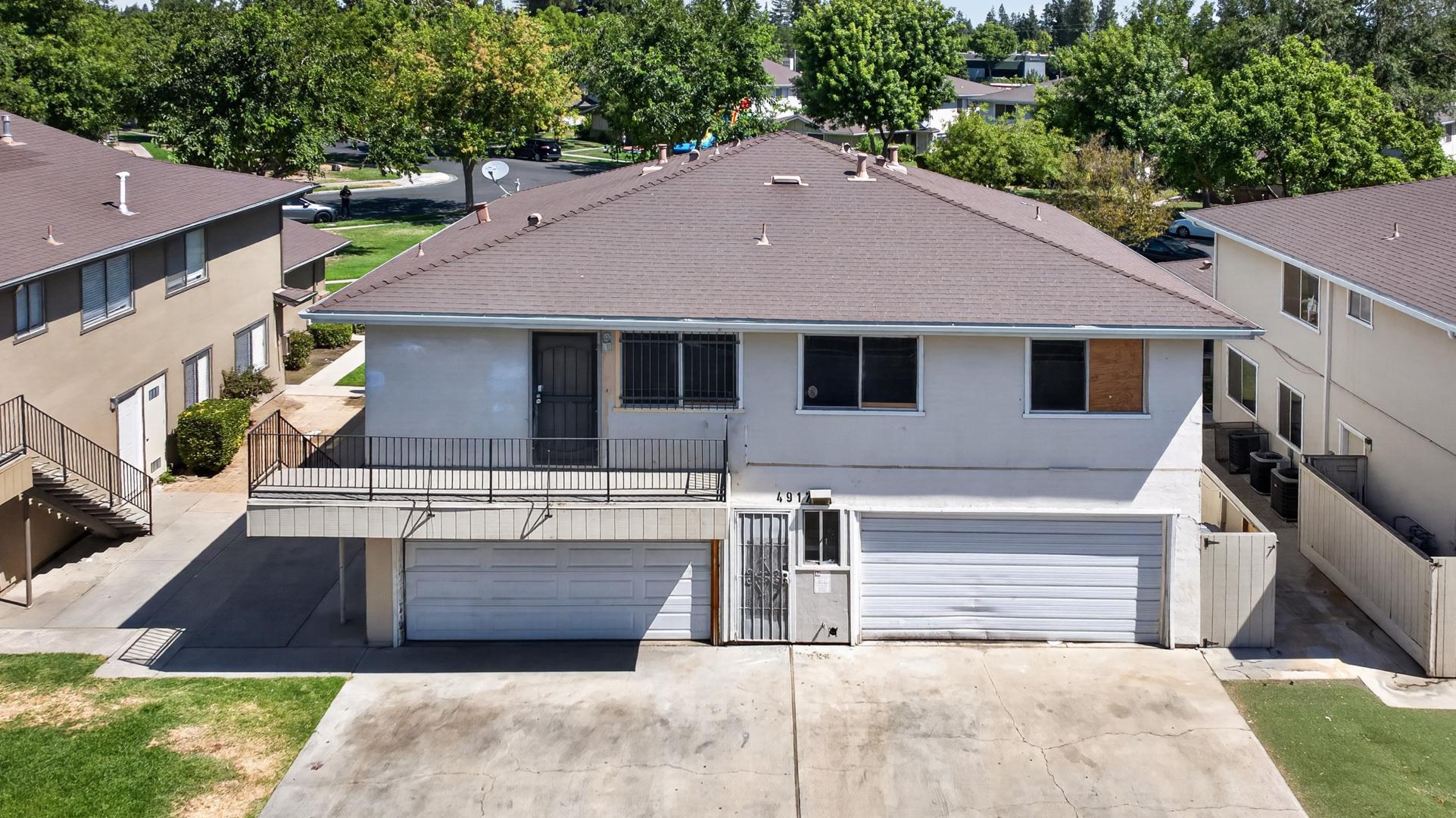 4917 N Holt Ave — photo 10