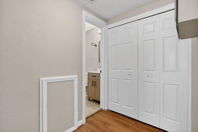 Photo 28 of 5822 Begonia Rd, Jacksonville, FL 32209, photographed by Megapixeler