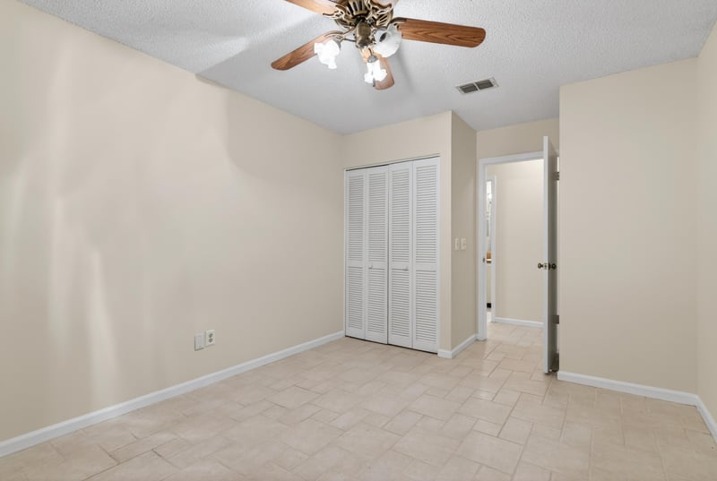 Photo 18 of 3801 Crown Point Rd unit 1294, Jacksonville, FL 32257, photographed by Megapixeler