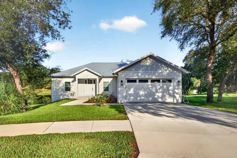 Front exterior view with driveway at 175 Alava Ct