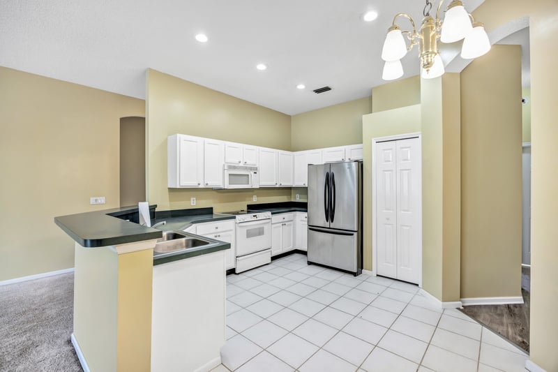 Photo 9 of 4565 Mainmast Ln, Jacksonville, FL 32277, photographed by Megapixeler