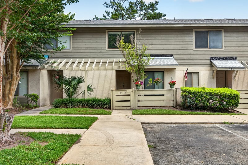Photo 5 of 7623 Bay Meadows Cir, Jacksonville, FL 32256, photographed by Megapixeler
