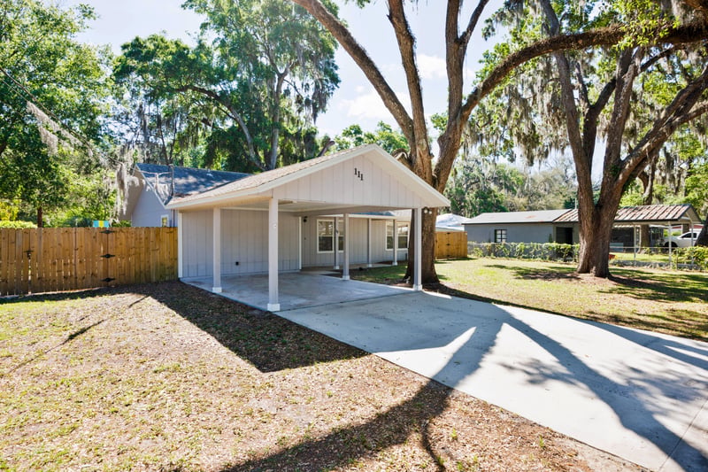 Photo 3 of 111 Husson Ave, Palatka, FL 32177, photographed by Megapixeler