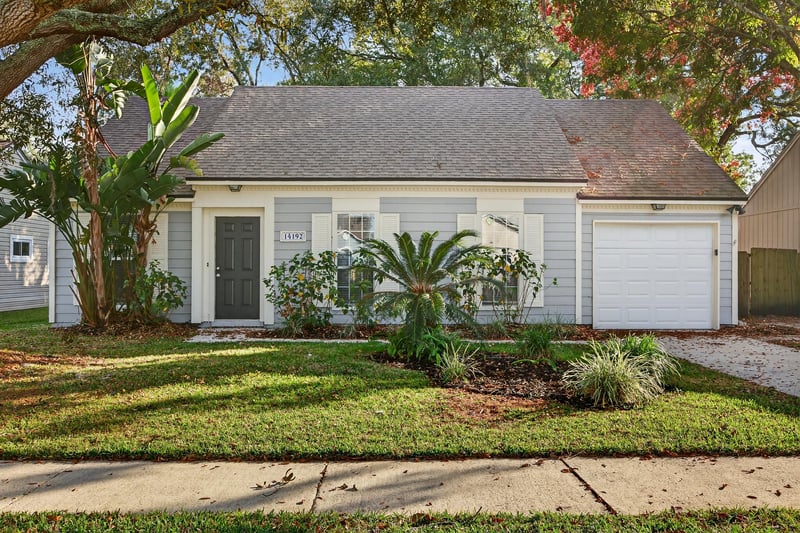 Photo 1 of 14192 Hampton Falls Dr N, Jacksonville, FL 32224, photographed by Megapixeler