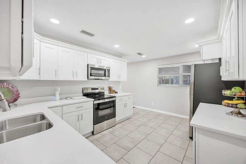 Photo 11 of 2227 Burpee Dr, Jacksonville, FL 32210, photographed by Megapixeler