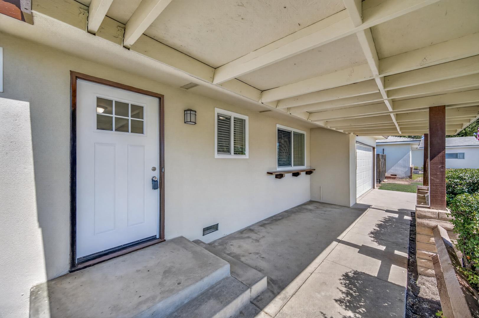 957 W Pico Ave, photo 36