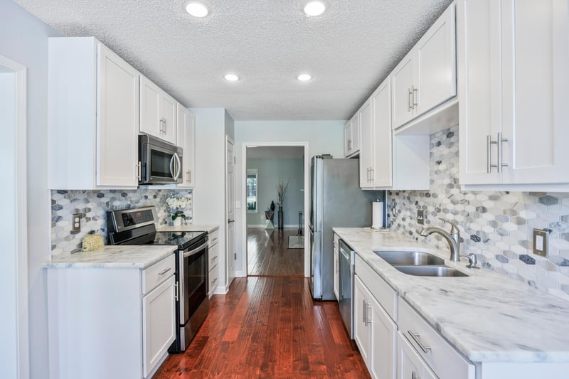 Photo 16 of 10928 Copper Hill Dr, Jacksonville, FL 32218, photographed by Megapixeler