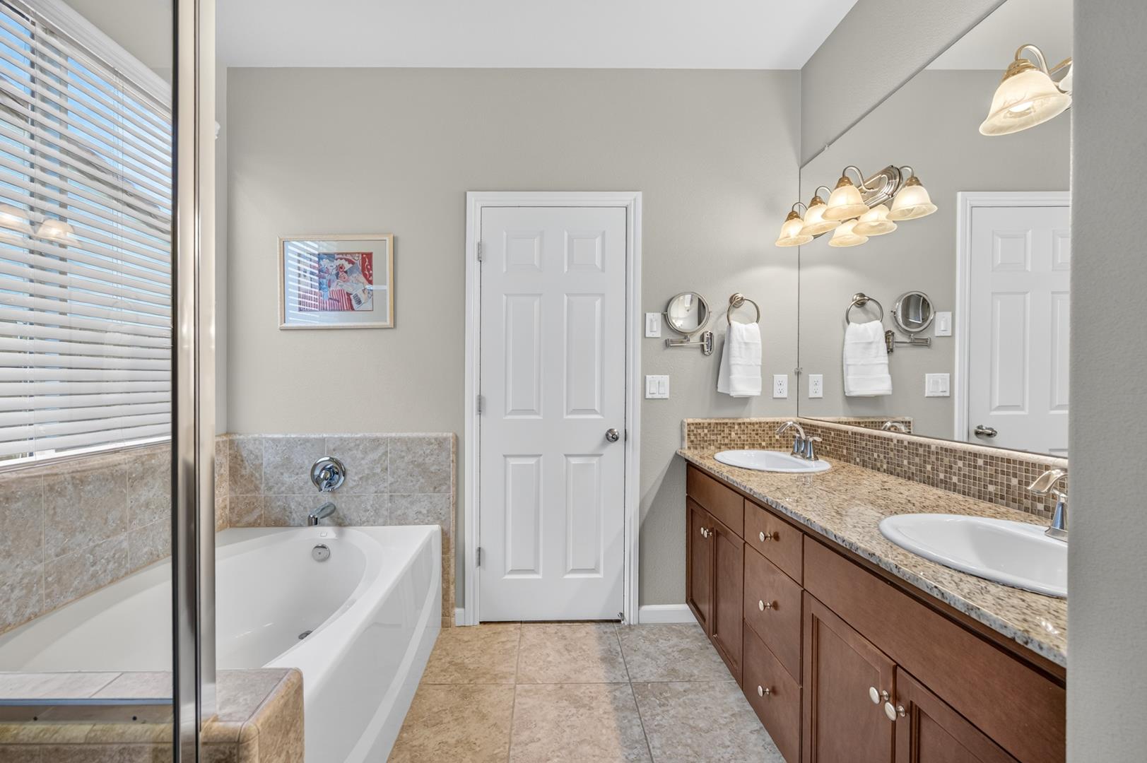 3501 Griffith Ave, photo 25