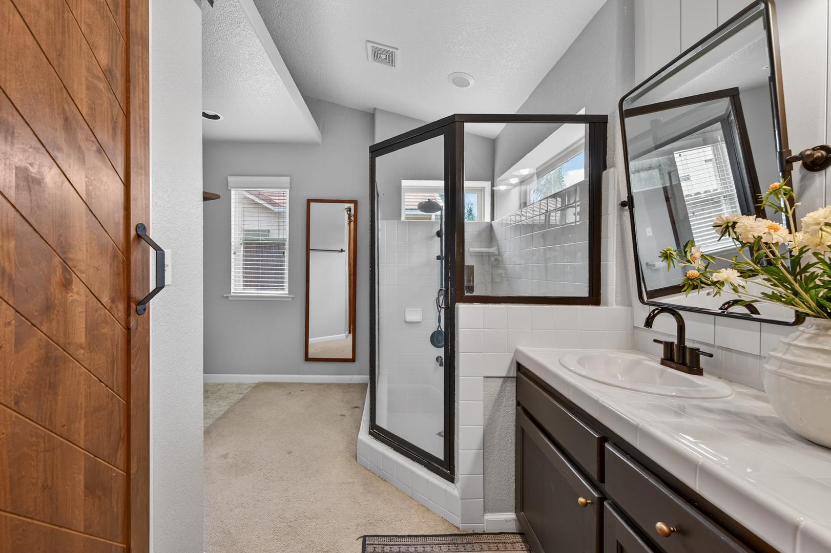 2873 E El Paso Ave, photo 47