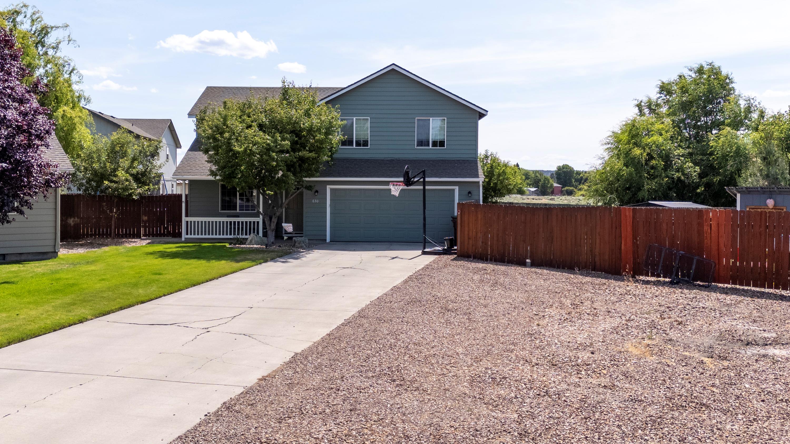 630 NE Fieldstone Ln, Prineville, OR 97754, image size:3000x1688