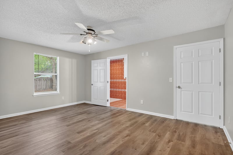 Photo 17 of 2857 Sandy Beach Ln, Jacksonville, FL 32277, photographed by Megapixeler