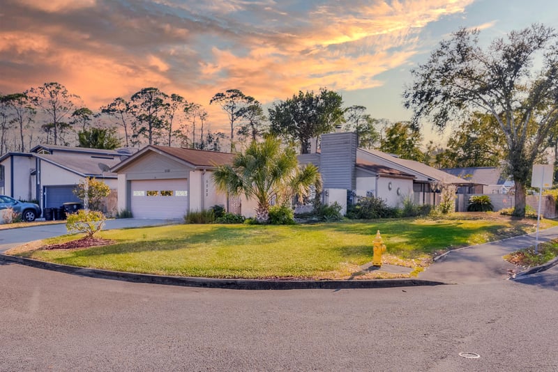Photo 1 of 5522 La Moya Ave, Jacksonville, FL 32210, photographed by Megapixeler