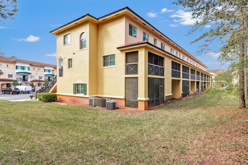 Photo 31 of 9745 Touchton Rd unit 630, Jacksonville, FL 32246, photographed by Megapixeler