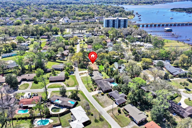 Photo 5 of 1008 Las Robida Dr, Jacksonville, FL 32211, photographed by Megapixeler