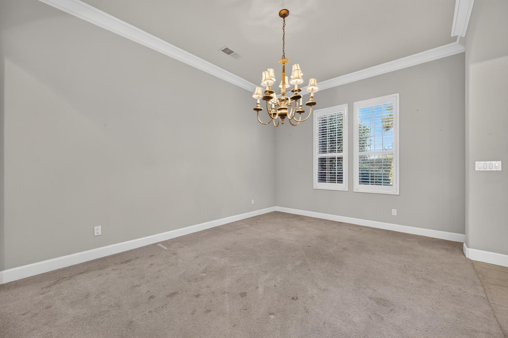 11 W Jordan Ave, photo 22