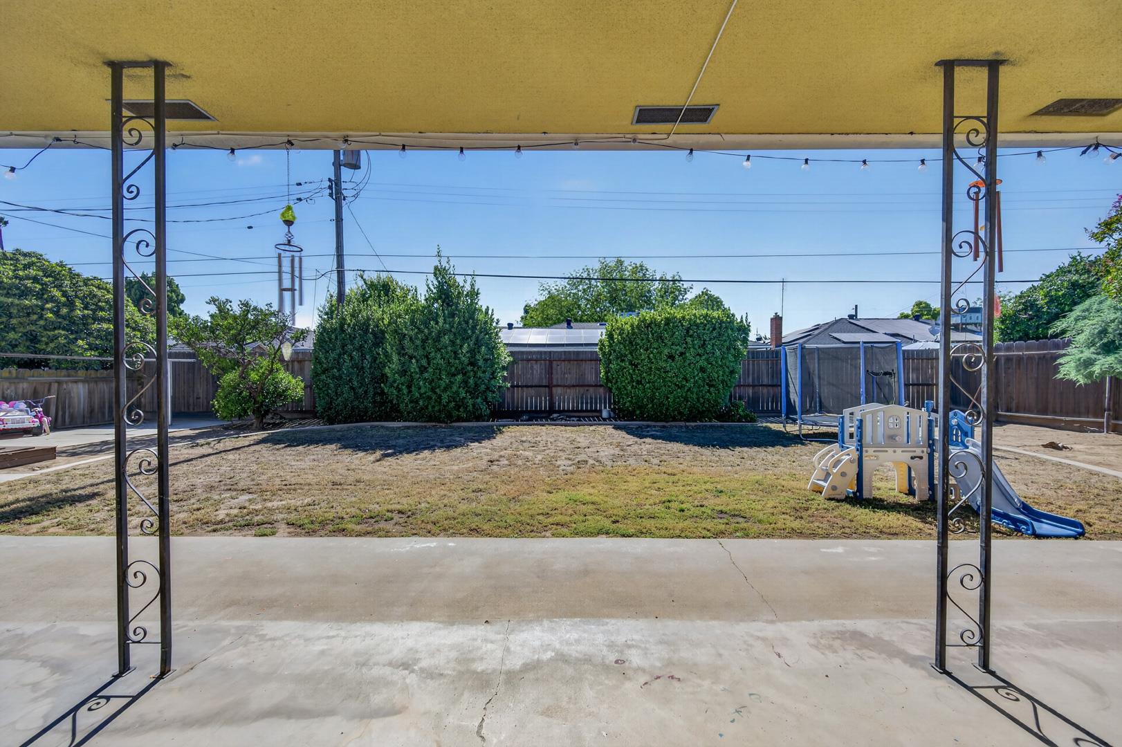 5521 N Callisch Ave, photo 48