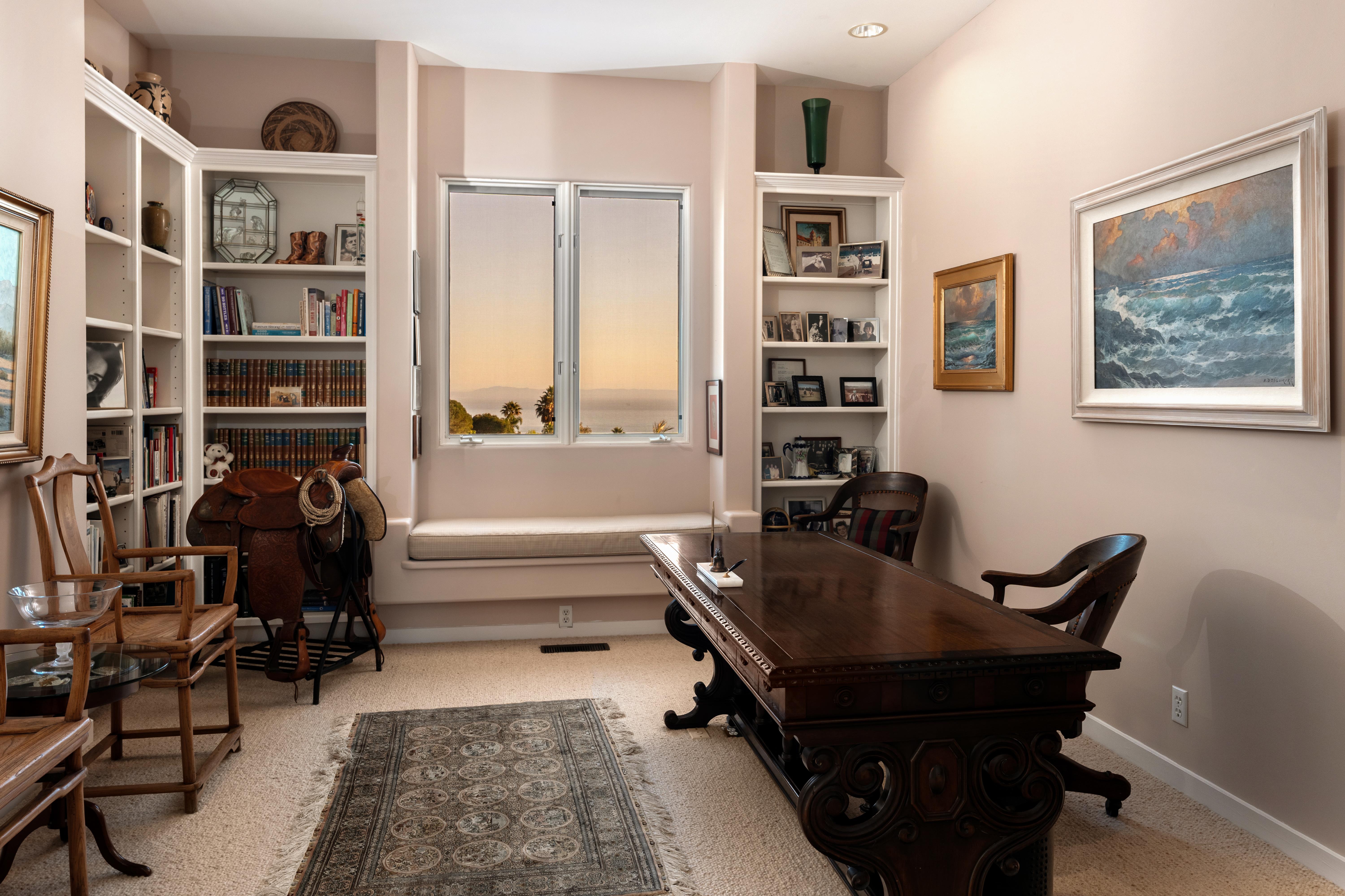Professional real estate photography of 11 Hunt Drive Santa Barbara CA — 70-photo GTS Package by VirTour Media