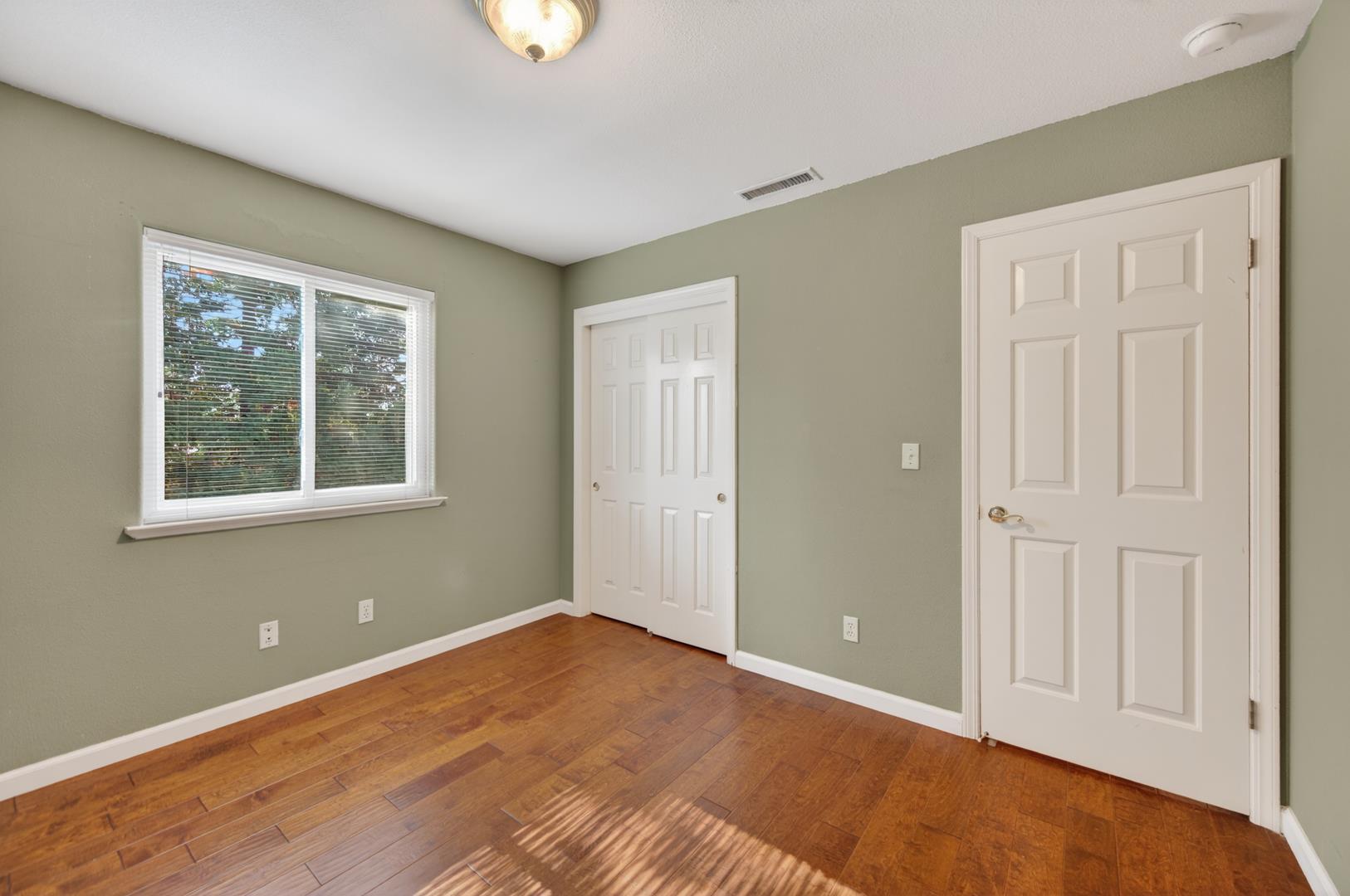 1881 E Frederick Ave, photo 33