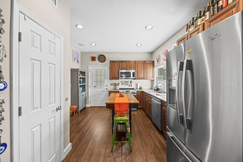 Photo 9 of 1005 Hamilton St, Jacksonville, FL 32205, photographed by Megapixeler