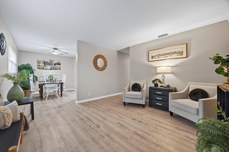 Photo 6 of 10721 Indies Dr N, Jacksonville, FL 32246, photographed by Megapixeler