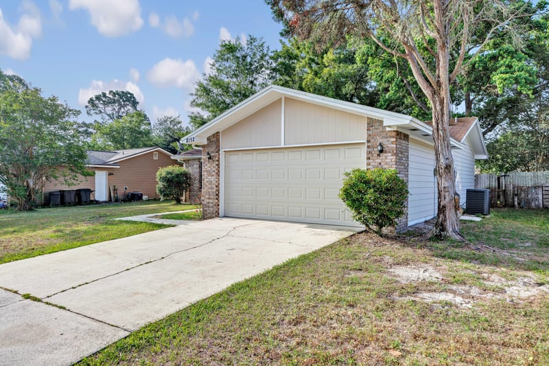 Photo 3 of 8152 Great Valley Trail, Jacksonville, FL 32244, photographed by Megapixeler