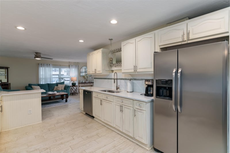 Kitchen at 695 A1A N unit 38, Ponte Vedra Beach, FL 32082