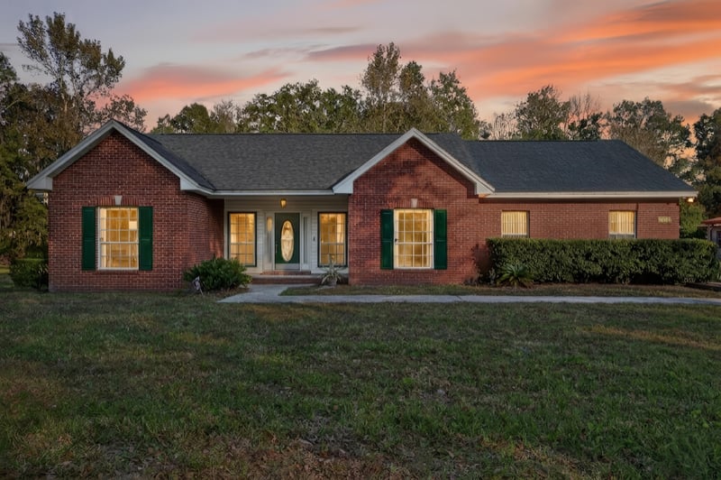 Roof without shadows at 11319 Simmons Rd, Jacksonville, FL 32218