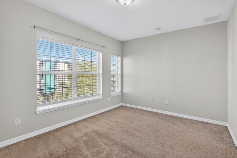 Bedrom 2 at 340 E Ashley St, Jacksonville, FL 32202