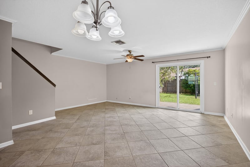 Photo 4 of 3355 Mandarin Glen Dr, Jacksonville, FL 32223, photographed by Megapixeler