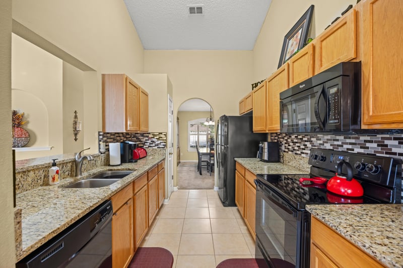 Photo 23 of 10907 Taurina Ridge Dr, Jacksonville, FL 32218, photographed by Megapixeler