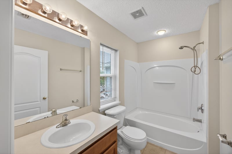 Bathroom 1 at 12296 Coconut Grove Ct, Jacksonville, FL 32218