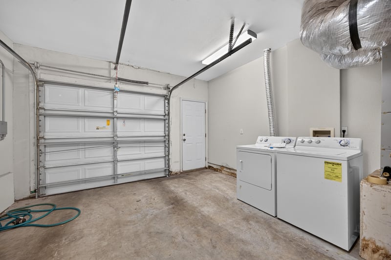 Garage with washer and dryer at 342 E Ashley St, Jacksonville, FL 32202
