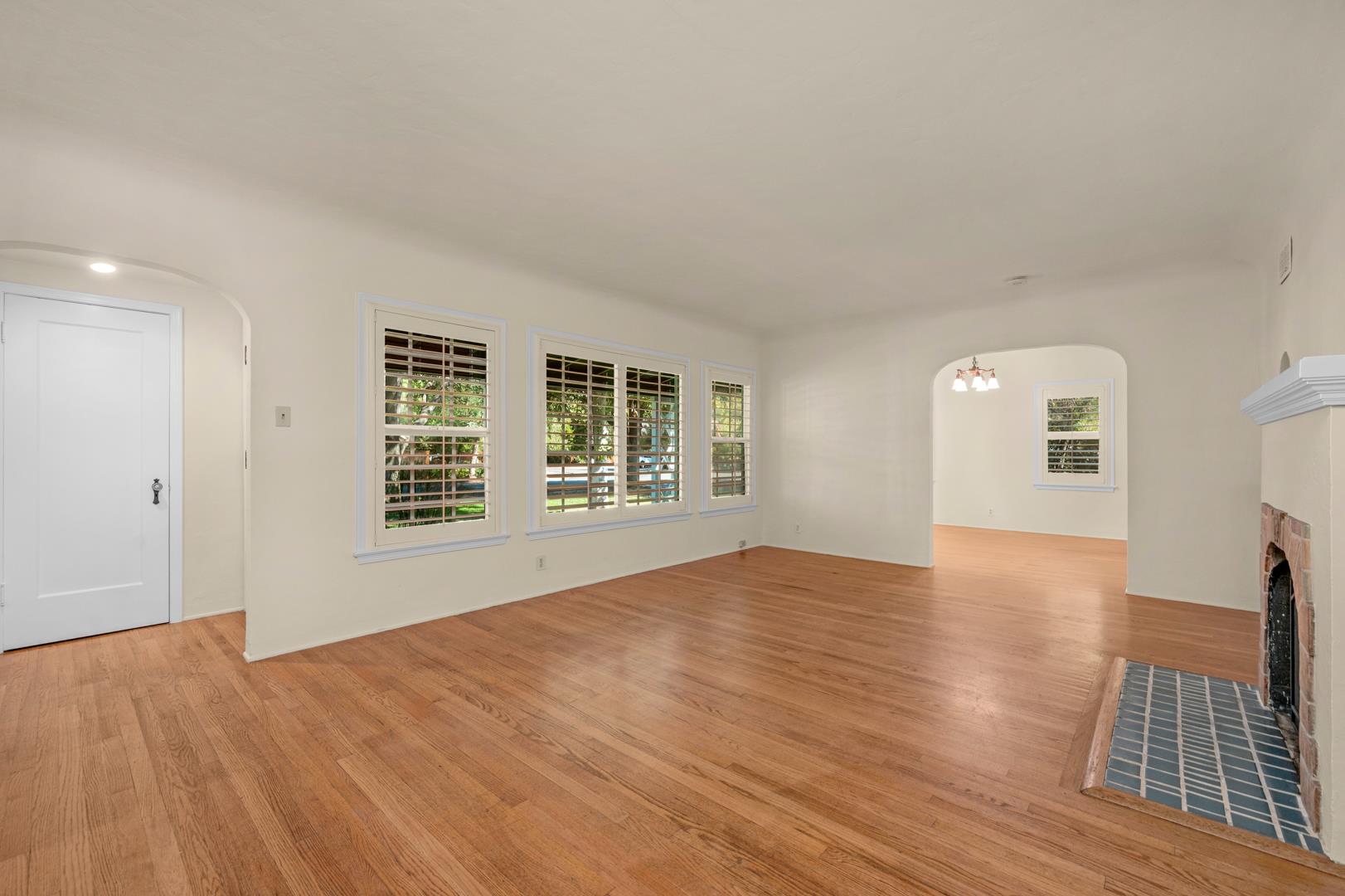 4845 N Arcade Ave, photo 27