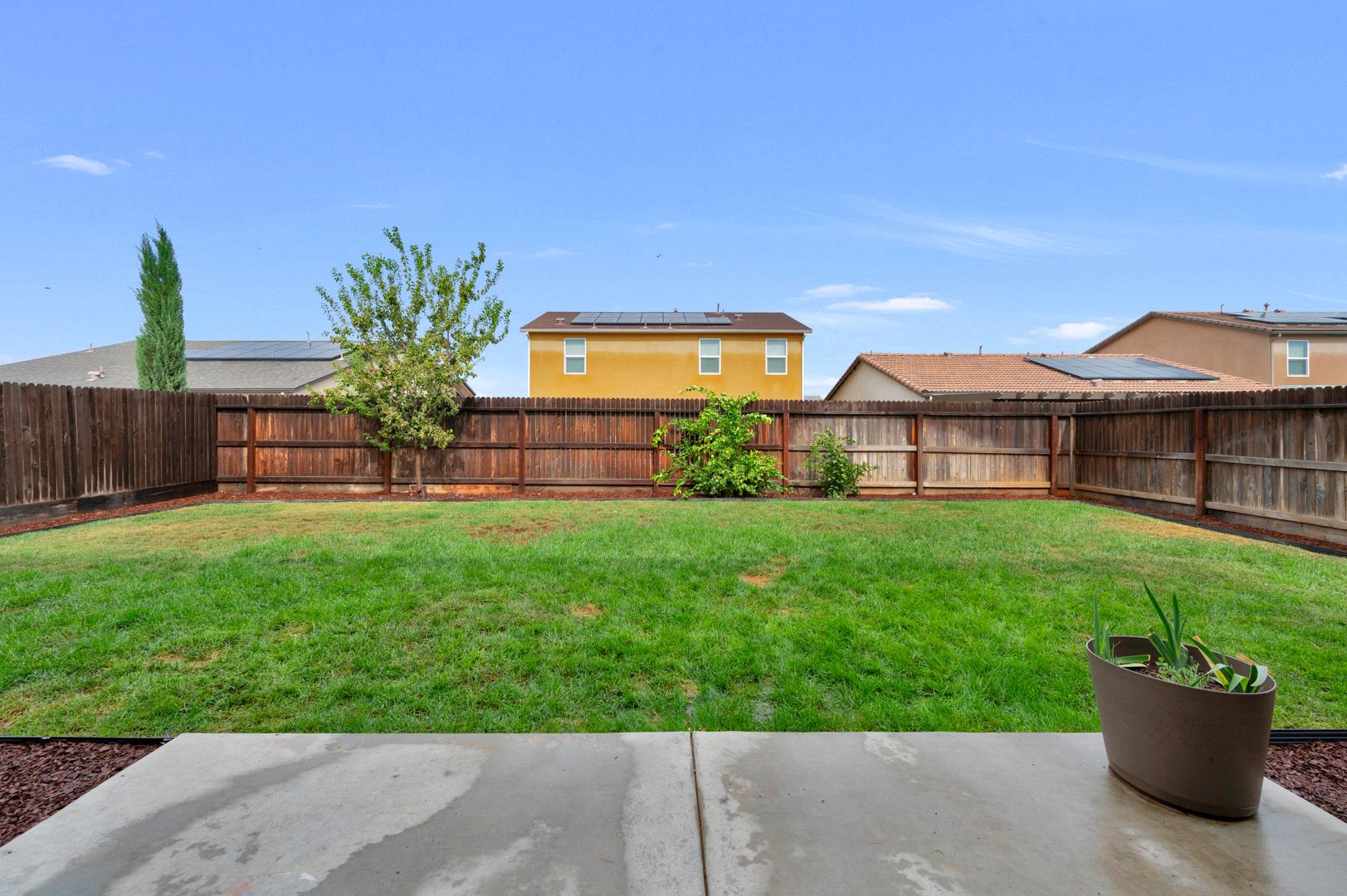 5566 W Farrin Ave, photo 46