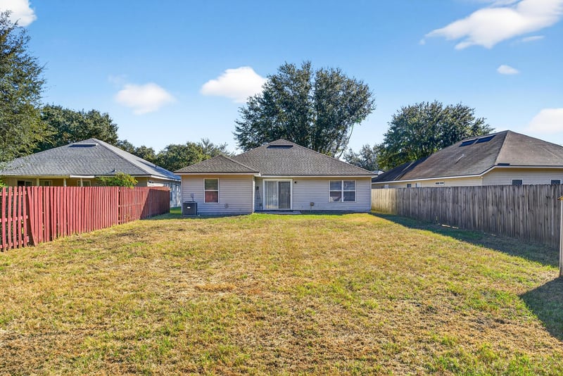 Back at 8342 Staplehurst Dr W, Jacksonville, FL 32244