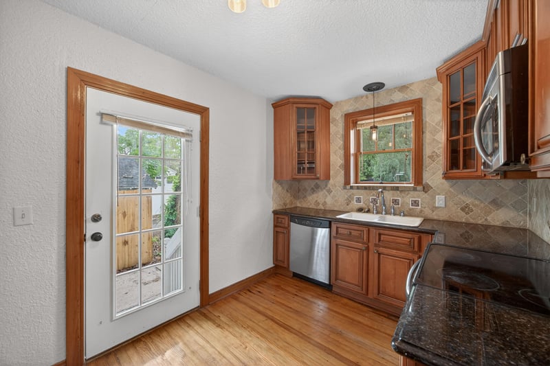 Photo 13 of 3766 Sommers St, Jacksonville, FL 32205, photographed by Megapixeler