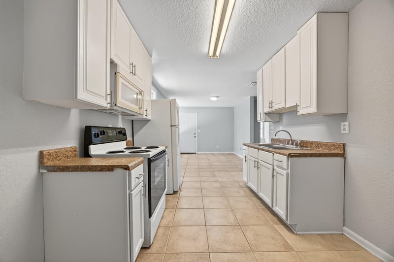 Photo 18 of 1011 Glencarin St, Jacksonville, FL 32208, photographed by Megapixeler