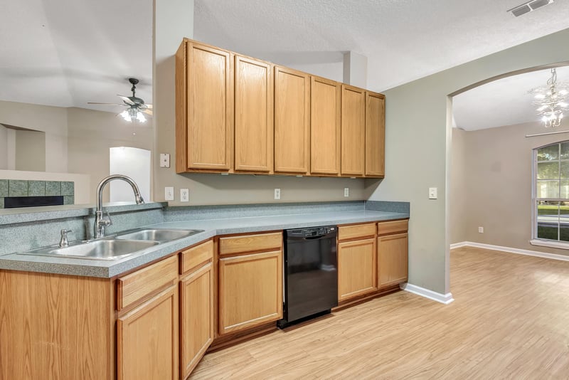Photo 10 of 3246 Avalon Dr, Green Cove Springs, FL 32043, photographed by Megapixeler
