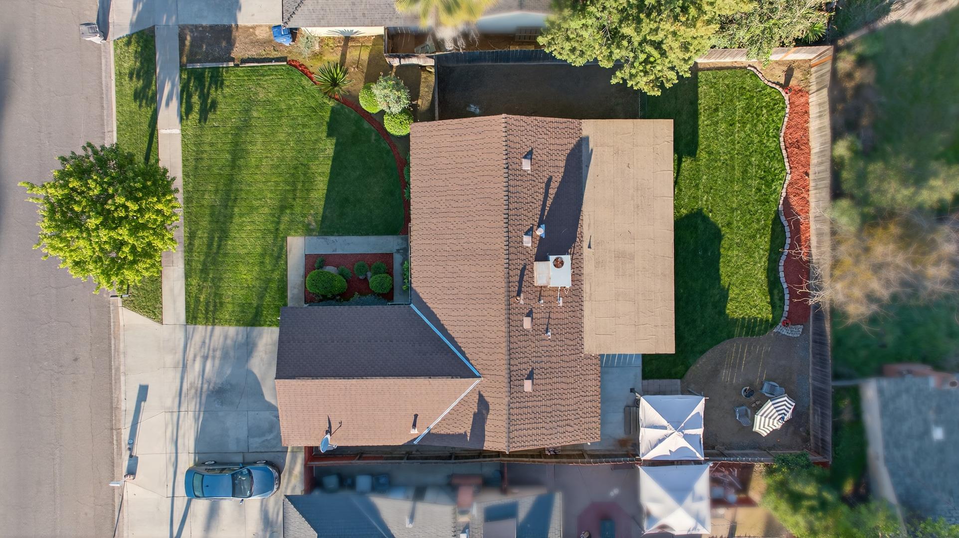 1235 W Dyer Ave, photo 8