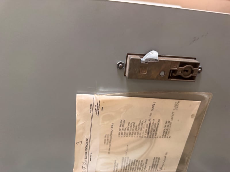 Disconnect switch with tag at 11700 New Kings Rd, Jacksonville, FL 32219