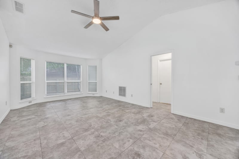 Photo 10 of 9100 Castle Rock Dr, Jacksonville, FL 32221, photographed by Megapixeler
