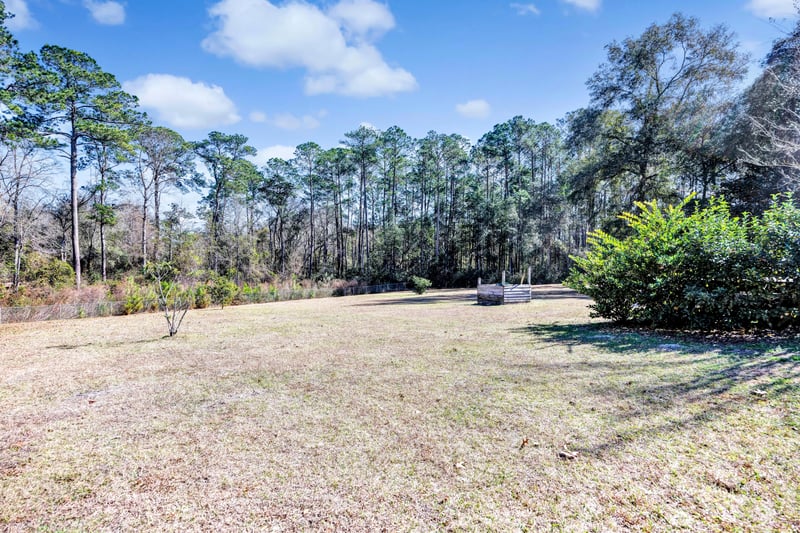 Photo 41 of 4919 Kangaroo Cir, Middleburg, FL 32068, photographed by Megapixeler