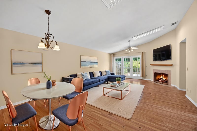 Photo 5 of 4341 Lake Woodbourne Dr S, Jacksonville, FL 32217, photographed by Megapixeler