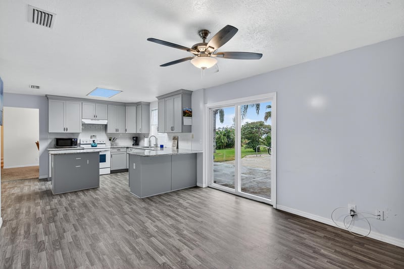 Photo 20 of 4429 Cedar Rd, Orange Park, FL 32065, photographed by Megapixeler