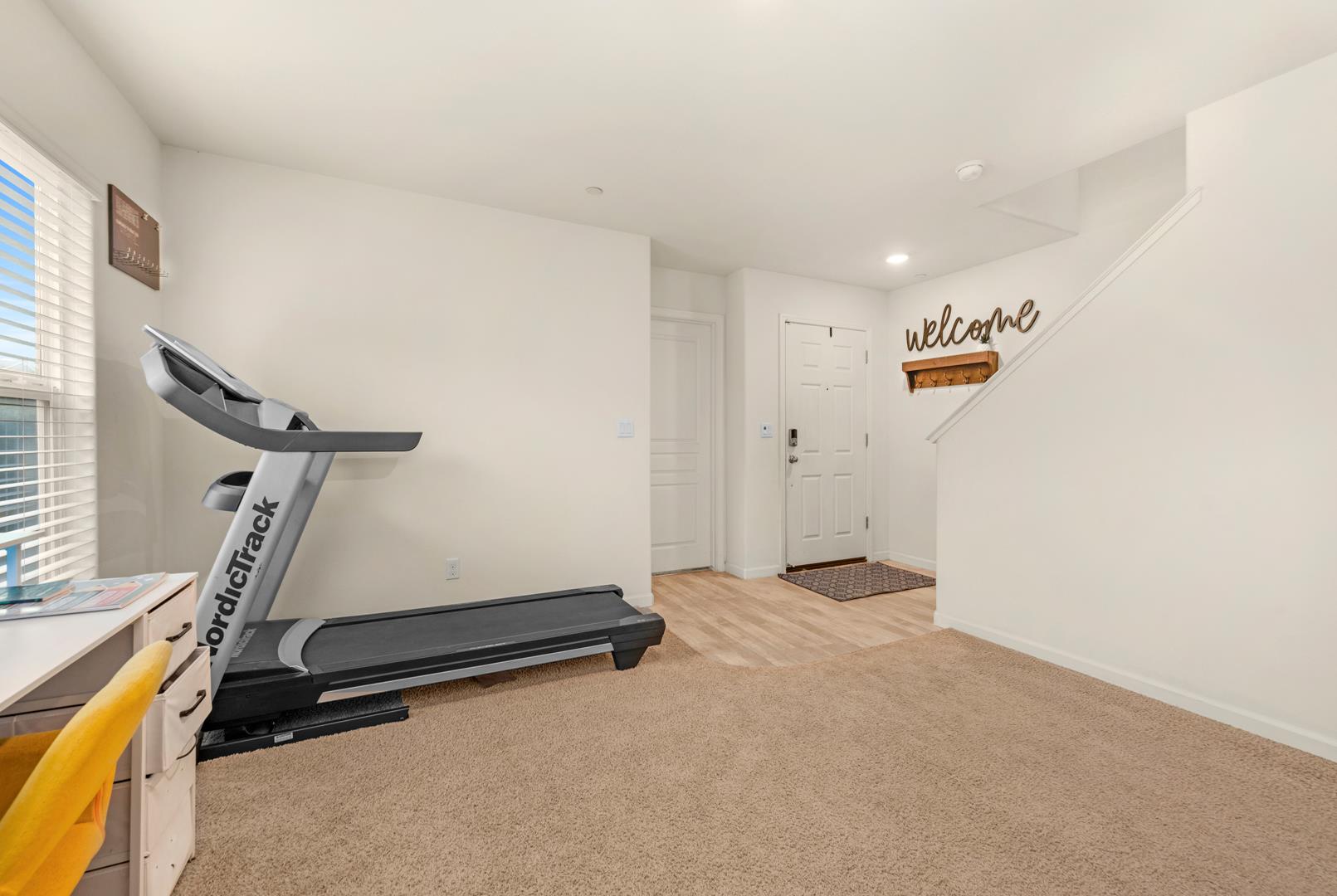5566 W Farrin Ave, photo 9
